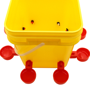 Bộ Dụng Cụ Cấp Nước Và Cấp Nước Cho Gà Con Bộ Cấp Nước 15lb Và Máy Tưới Nước Cho Gà Với 8 Cốc Tự Động Đổ Đầy Và Núm Vú Ngang <span class=keywords><strong>4</strong></span> Cổng Cho Gia Cầm - Product Image 5