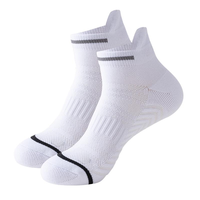 Chaussettes de compression athlétiques personnalisées, respirantes et résistantes à la transpiration pour usage quotidien, avec soutien de la voûte plantaire et amorti