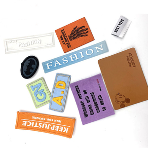 Jeans personalizzati fatti a mano in vera pelle goffrata <span class=keywords><strong>abbigliamento</strong></span> stampato logo etichette tag patch <span class=keywords><strong>per</strong></span> indumento - Product Image 4