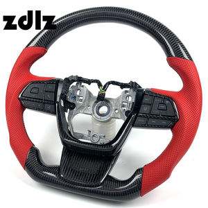 Volante de Fibra de Carbono y Cuero Perforado Rojo Personalizado para <span class=keywords><strong>Toyota</strong></span> Sienna 2018 2019 2020 2021 2022 <span class=keywords><strong>2023</strong></span> 2024 - Product Image 3