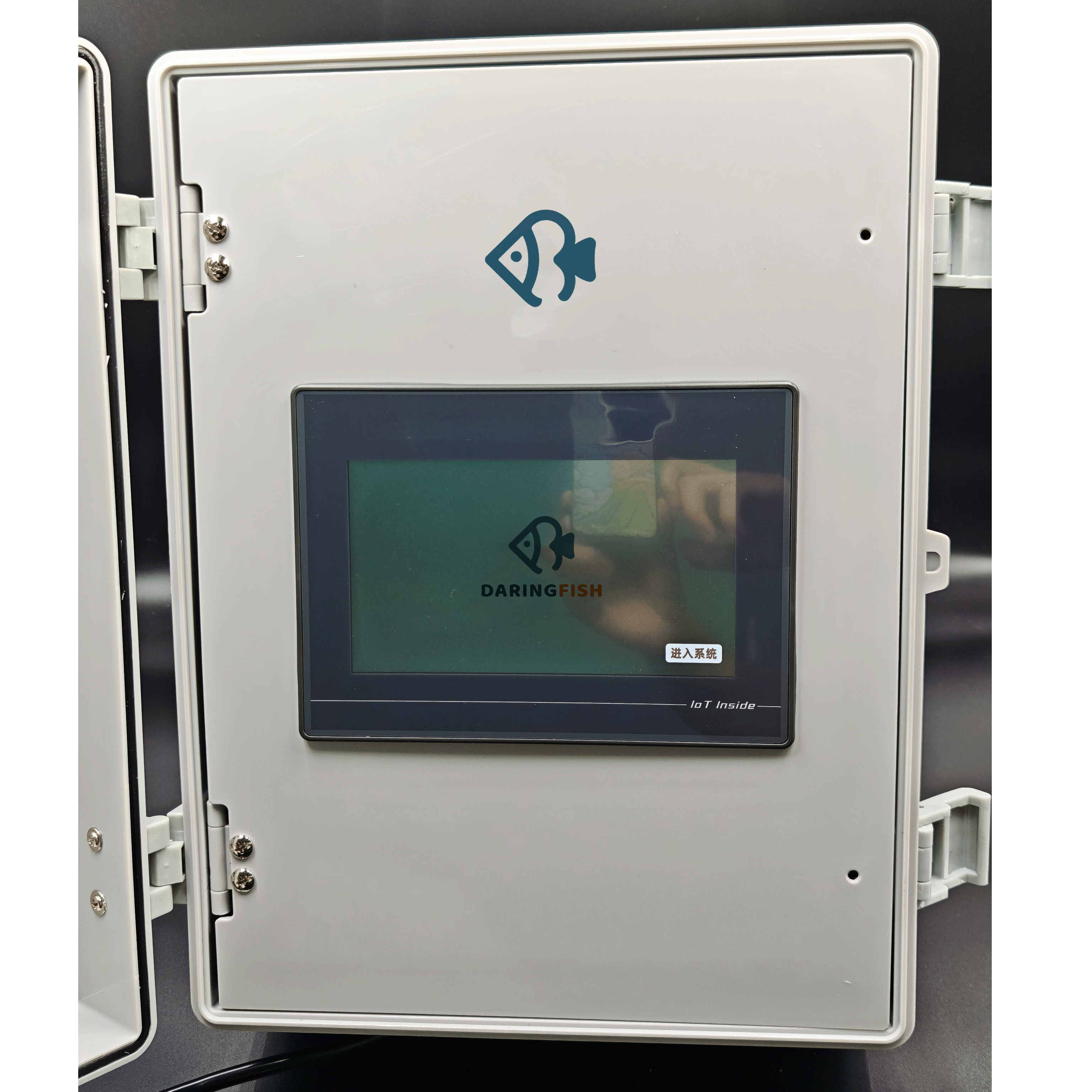 Landscape Bus Controller gray