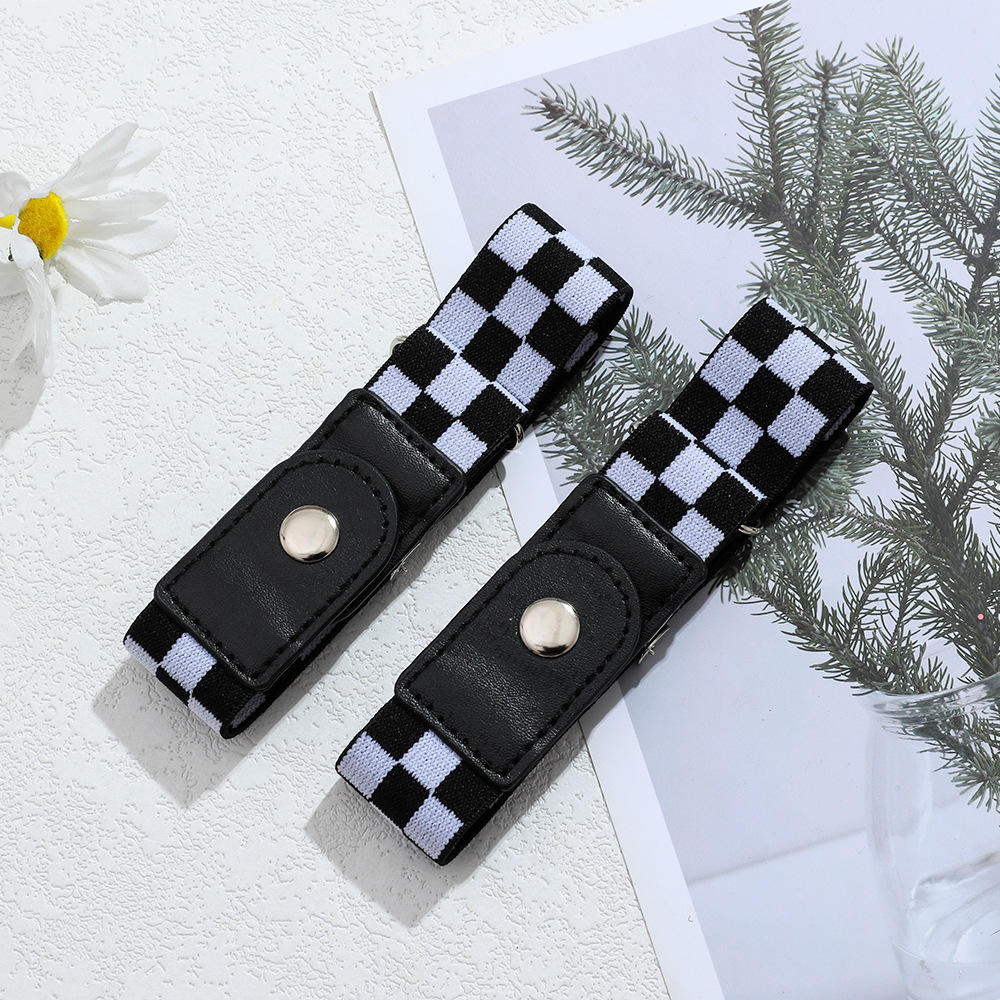 Paire à carreaux noirs et blancs