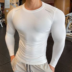 T-shirt de compression personnalisé à manches longues pour <span class=keywords><strong>homme</strong></span> en poly-spandex, anti-humidité, couche de base athlétique, coupe ajustée pour l'entraînement de basketball - Product Image 1