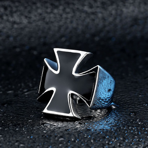 SS8-372R acciaio soldato di ferro croce dell'acciaio inossidabile degli uomini anello di personalità popolare <span class=keywords><strong>smart</strong></span> smalto gioielli per L'europa - Product Image 3