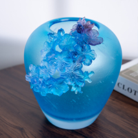 Vase moderne en verre givré bleu avec motif floral en relief 3D, centre de table