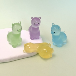 100 Pezzi Mini Statuette Luminose <span class=keywords><strong>di</strong></span> Alpaca in Resina, Ornamenti che si Illuminano al Buio per Decorazioni <span class=keywords><strong>Casa</strong></span> e Giardino, Piccoli <span class=keywords><strong>Animali</strong></span> Nascosti - Product Image 1