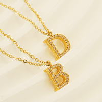 Collier Pendentif Femme en Or Plaqué 18K avec 26 Lettres Anglaises Incrustées de Diamants en Cristal, Bijoux de Luxe en Gros en Stock