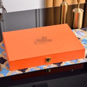 Lot de 24 couverts de luxe vintage en acier inoxydable, ensemble de couverts domestiques avec boîte en cuir, couteaux et fourchettes dorés - Product Image 5