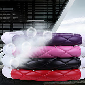 Cubierta de <span class=keywords><strong>volante</strong></span> ostentosa de moda para <span class=keywords><strong>mujer</strong></span> <span class=keywords><strong>con</strong></span> diamantes cubierta de <span class=keywords><strong>volante</strong></span> de coche de diamantes de imitación brillante estándar - Product Image 3