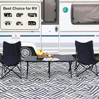 Les fabricants fournissent des tapis d'extérieur tissés en PP à double couche pour jardin, écran solaire, tapis anti-âge pour VR, hauteur de pile en peluche