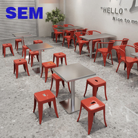 Ensemble table et chaises rectangulaires modernes en acier inoxydable SEM pour restaurant, café, jardin, salle à manger
