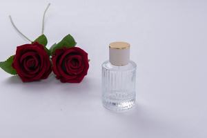 30ml yuvarlak lüks ambalaj boş parfüm şişeleri Decant parfüm şişeleri özel kutu manyetik 15ml parfüm şişeleri kadın hediye için - Product Image 2