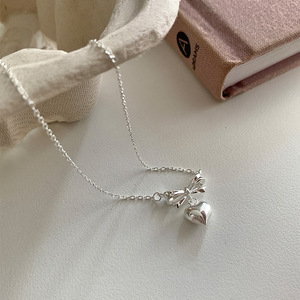 Collier pendentif en argent sterling S925, petit pendentif jupe, diamant bleu lac, tempérament de niche, polyvalent, jupe agile, pendentif fin - Product Image 1