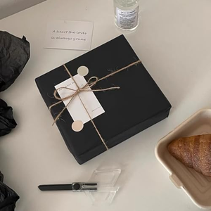 Papel de Seda Personalizado de Alta Gama, Papel de Envolver con Logotipo Plateado Impreso, Diseño Gratuito para Empaque de Zapatos y Ropa de Alta Gama - Product Image 2
