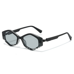 Gafas de Sol Personalizadas con Logotipo 2026, Diseño Hexagonal con Remaches, Protección UV400, Estilo Y2K, para Hombre y Mujer - Product Image 5