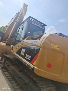 Caterpillar 320D d'occasion en excellent état, faible nombre d'heures, peinture d'origine, bien entretenue, fonctionnement stable, haute efficacité, prix avantageux, prête à être expédiée - Product Image 4