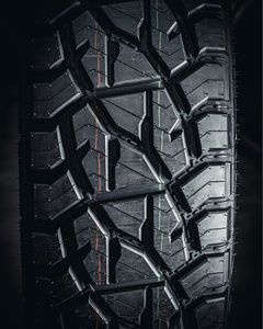 Pneus tout-terrain 4x4 radiaux pleins de qualité supérieure à empreinte plus large pour voitures de tourisme - Product Image 4