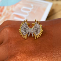 Bague Ailes d'Ange Bicolore Or 18K Style Euro-Américain Vintage Tendance – Cadeau de Fiançailles Distinctif et Élégant, Pièce Détachée de Caractère