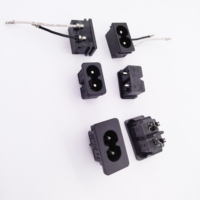 Adaptateur de prise mâle IEC320 C8 à 2 broches, connecteur de prise d'alimentation AC 250V 2.5A, montage à vis