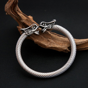 Yunnique – bracelet en acier inoxydable avec tête de Dragon pour hommes, fil d'argent tibétain, bijoux cadeaux - Product Image 1