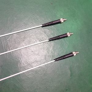 1000 1100um 1350 1800um SMA905 Cordon de fibre optique à quartz - Product Image 1