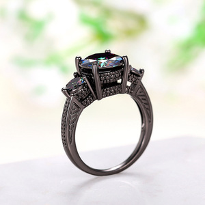 Anello a Corona con Tre Pietre Colorate per Donne, Elegante Gioiello da Dito in Nero Gunmetal - Product Image 3