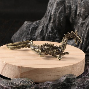 1 Pezzo Drago Volante Cinese in Ottone Anticato, Decorazione Artigianale, Oggetto da Collezione per Tè - Product Image 4