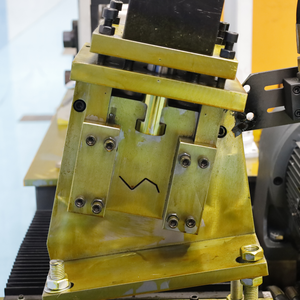 नए स्वचालित बहु आकार कील चैनल स्टील बनाने रोलर गैल्वेनाइज्ड धातु स्टड ट्रैक z प्रोफ़ाइल ड्राइंग ड्राईवॉल रोल बनाने - Product Image 6