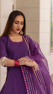 Newly Arrival Falguni <b>Purple</b> Kurta <b>Skirt</b> Set with Organza Dupatta and Potli Plain Pattern Kurta <b>Skirt</b> Set For Sale - Product Image 2