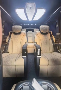 Nuevo Asiento Cama Eléctrico de Lujo para Tres Personas con Pantalla Táctil y Carga Inalámbrica para Autocaravana/Caravana - Product Image 5