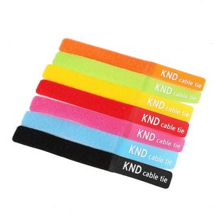 Attache-câble auto-bloquante multifonction en nylon coloré réutilisable, à boucle et crochets détachables, longueur 400 mm, pour câbles électriques - Product Image 1