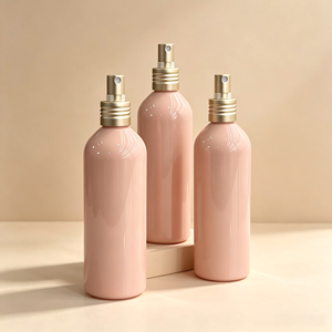 Botella de Spray Rosa de Plástico de Lujo en Stock con Bomba de Pulverización Fina Dorada Mate para Tónico Hidratante, Envase Cosmético a Prueba de Fugas - Product Image 1