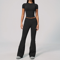 Ensemble de yoga sans couture à manches courtes côtelées, haut court et pantalon large, tenue de sport taille haute avec leggings évasés effet push-up