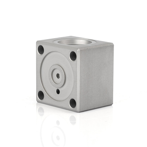 Bloco Cilíndrico Quadrado de Alumínio Usinado em CNC Personalizado / Corpo de Válvula com Wire EDM e Brochagem para Sistemas Pneumáticos - Product Image 1