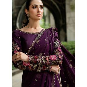 Nouveau Sari Tendance Non Cousu avec Blouse Mono Lourde pour Femme |   Tenue de soirée élégante de créateur - Product Image 2