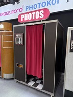 Photomaton rétro vintage, machine à photomaton commerciale avec impression instantanée pour mariages et événements
