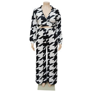 L-4XL V-neck Printing Two Piece Plus Size Ladies Outfits Plus Size Autumn Woman Long Sleeve 2 Piece Set untuk Pakaian Wanita - Product Image 3