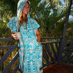 Serviette de plage <span class=keywords><strong>poncho</strong></span> à capuche en microfibre personnalisée pour adultes, vente en gros à prix réduit - Product Image 6