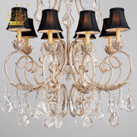 Lustre vintage de luxe en cristal avec abat-jour en tissu noir et cadre blanc antique pour hôtel, villa, salle de banquet