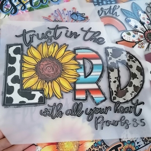 Más de 80 Transferencias de Serigrafía Cristianas con la Frase 'Todo <span class=keywords><strong>mi</strong></span> <span class=keywords><strong>esperanza</strong></span> está en Jesús', Listas para Planchar, DTF para Iglesia, DTF Jesús, Pegatinas Termoadhesivas - Product Image 2