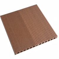 Parquet Composite WPC Chêne Couleur Café Clair, Système Clic, Design Moderne, Résistant aux Intempéries, Multicouche, pour Villa, Salle de Sport, Parc