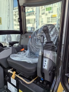 Utilisé pour l'excavatrice CAT 302CR Excellentes performances Poids de fonctionnement de 2 tonnes Noyau de roulement d'engrenage du moteur Prix bon marché à vendre - Product Image 5