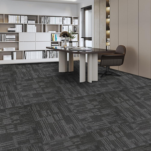 Loseta <span class=keywords><strong>de</strong></span> Alfombra Autoadhesiva <span class=keywords><strong>de</strong></span> Poliéster Negro para Interiores y Exteriores, <span class=keywords><strong>de</strong></span> Pared <span class=keywords><strong>a</strong></span> Pared, 24 x 24 Pulgadas, Altura <span class=keywords><strong>de</strong></span> Pelo <span class=keywords><strong>de</strong></span> 0.25 Pulgadas - Product Image 5