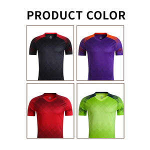 เสื้อฟุตบอลผ้าซับเหงื่อแห้งเร็วพิมพ์ลายตามสั่ง สินค้าขายดีประจำปี 2025 - Product Image 3