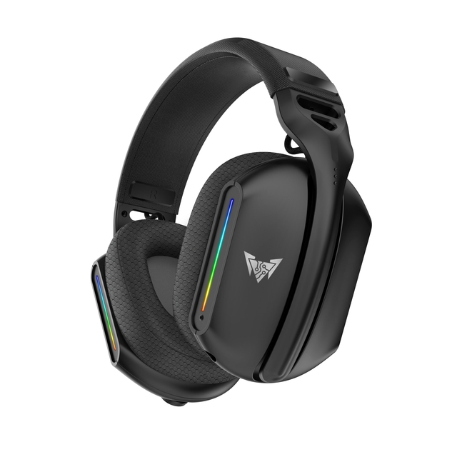 Hot Sale OEM/ODM Noise Cancelling 2.4GHz Wireless Gaming Headset with Microphone New Design Headset Over the Head CMGH-2510W
