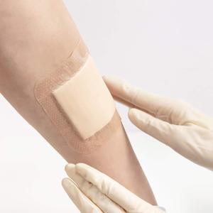 Pansement en mousse de silicone transfrontalier très vendu, grande taille, pansement auto-adhésif imperméable en gel de silicone pour soins des plaies - Product Image 4