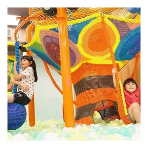 شجرة كروشيه على شكل حبل بألوان قوس قزح الأكثر مبيعًا من المصنع شجرة شبكية للأطفال ساحة لعب مرنة داخلية للأطفال