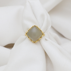 Bague en pierre de lune blanche poire véritable en argent sterling 925 massif, belle mode plaquée or faite à la main pour les mariages et les fêtes - Product Image 3