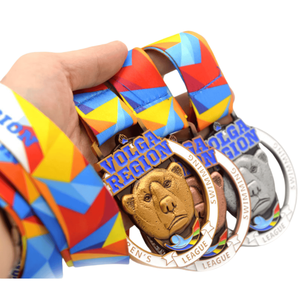 Médailles russes personnalisées de natation avec logo d'ours Médailles en émail avec design évidé pour VOLGA REGION LEAGUE HOMMES Design 3D - Product Image 1