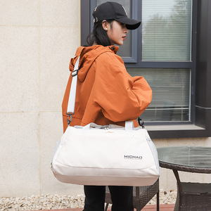 Bolsa de Gimnasio Personalizada con Separación para Ropa Húmeda y Seca, Capacidad Media, Compartimento Separado para Zapatos, Bolsa de Maternidad, Bolsa de Viaje Corta, PU - Product Image 6
